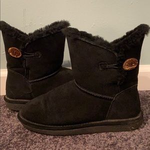 BEAR PAW BOOTS